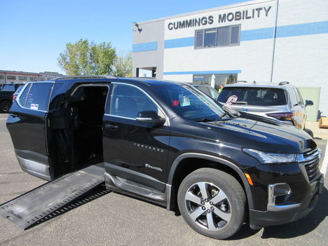 Used Wheelchair Van For Sale: 2022 Chevrolet Traverse LT Leather Wheelchair Accessible Van For Sale with a BraunAbility Chevrolet Traverse - Wheelchair SUV on it. VIN: 1GNERHKW1NJ122788
