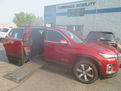 Used Wheelchair Van For Sale: 2022 Chevrolet Traverse LT Leather Wheelchair Accessible Van For Sale with a BraunAbility Chevrolet Traverse - Wheelchair SUV on it. VIN: 1GNERHKW9NJ166991