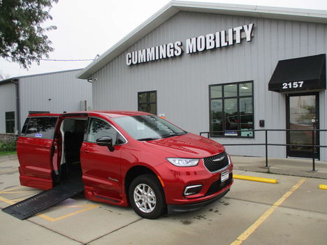 Used Wheelchair Van For Sale: 2024 Chrysler Pacifica Touring L Wheelchair Accessible Van For Sale with a BraunAbility Chrysler Infloor on it. VIN: 2C4RC1BG4RR168564