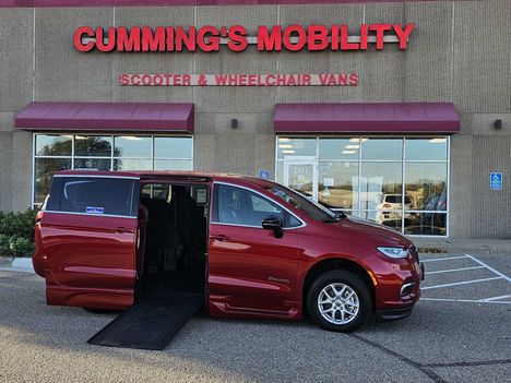 New Wheelchair Van For Sale: 2025 Chrysler Pacifica Select Wheelchair Accessible Van For Sale with a BraunAbility Chrysler Infloor on it. VIN: 2C4RC1BG6SR501126