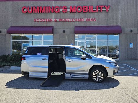 New Wheelchair Van For Sale: 2026 Honda Odyssey EX-L Wheelchair Accessible Van For Sale with a BraunAbility Honda Power Infloor on it. VIN: 5FNRL6H62TB062032