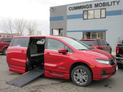Used Wheelchair Van For Sale: 2026 Honda Odyssey Touring Wheelchair Accessible Van For Sale with a BraunAbility Honda Power Infloor on it. VIN: 5FNRL6H8XTB000346