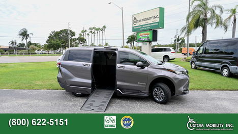 Used Wheelchair Van For Sale: 2022 Toyota Sienna XLE Wheelchair Accessible Van For Sale with a BraunAbility Toyota Rampvan XT on it. VIN: 5TDJRKEC5NS080800