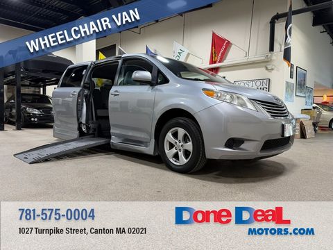 Used Wheelchair Van For Sale: 2015 Toyota Sienna LE  Mobility Wheelchair Accessible Van For Sale with a BraunAbility - Toyota Sienna Hybrid Power Foldout on it. VIN: 5TDKK3DC4FS686171