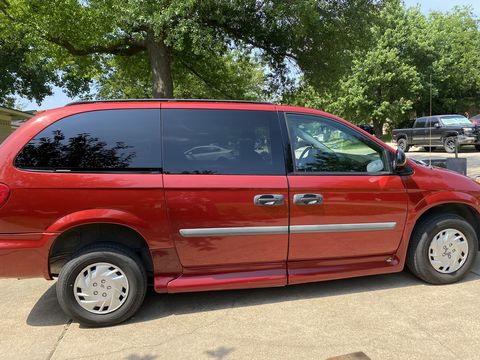 Used Wheelchair Van For Sale: 2007 Dodge Caravan  Wheelchair Accessible Van For Sale with a VMI - Chrysler Northstar on it. VIN: 1D46P24R27B254597