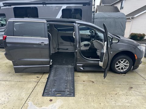 Used Wheelchair Van For Sale: 2021 Chrysler Voyager LX Wheelchair Accessible Van For Sale with a BraunAbility - Chrysler Foldout XT on it. VIN: 2c4rc4dg5mr525885