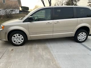 Used Wheelchair Van For Sale: 2014 Dodge Caravan SE Wheelchair Accessible Van For Sale with a BraunAbility - Dodge Manual Rear Entry on it. VIN: 2C4RDGBG6FR471405