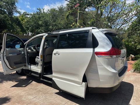 Used Wheelchair Van For Sale: 2013 Toyota Sienna Limited Wheelchair Accessible Van For Sale with a VMI - Toyota Summit Access360 on it. VIN: 5TDYK3DC2DS339249