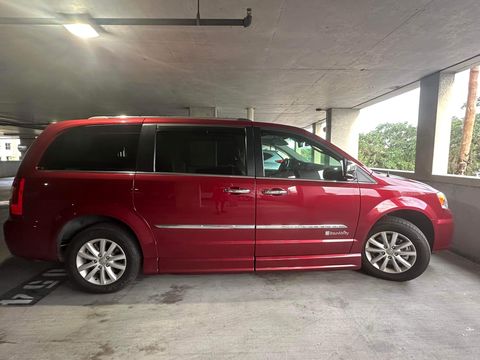 Used Wheelchair Van For Sale: 2016 Chrysler   Wheelchair Accessible Van For Sale with a BraunAbility - Chrysler Entervan Xi Infloor on it. VIN: 2c4rc1ggxgr28335
