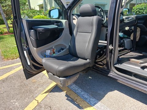 Used Wheelchair Van For Sale: 2013 Dodge Caravan SXT Wheelchair Accessible Van For Sale with a Non Branded - Please See Description on it. VIN: 2C4RDGBG8DR699503
