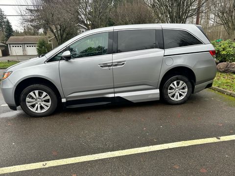 Used Wheelchair Van For Sale: 2016 Honda Odyssey EXL Wheelchair Accessible Van For Sale with a VMI - Honda Northstar on it. VIN: 5FNRL5H64GB039917