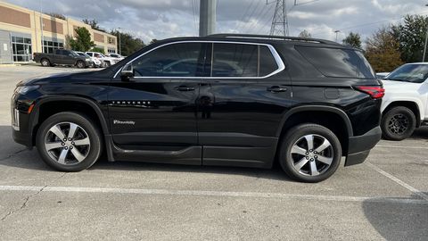 Used Wheelchair Van For Sale: 2023 Chevrolet Traverse LT Leather Wheelchair Accessible Van For Sale with a BraunAbility - Chevrolet Traverse - Wheelchair SUV on it. VIN: 1gnerhkw3pj250761
