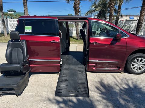 Used Wheelchair Van For Sale: 2018 Chrysler Pacifica Touring L Plus Wheelchair Accessible Van For Sale with a BraunAbility - Chrysler Foldout XT on it. VIN: 2C4RC1EG5JR361774