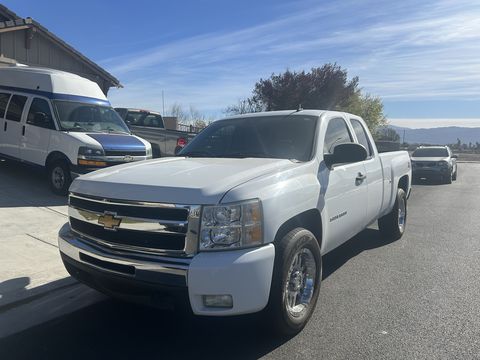 Used Wheelchair Van For Sale: 2011 Chevrolet 1500 Z-71  4wd  Wheelchair Accessible Van For Sale with a  on it. VIN: 1gcrkse3xbz189626