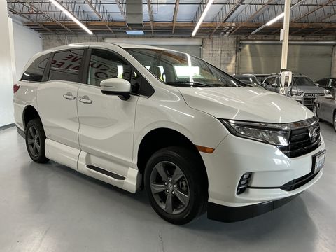 Used Wheelchair Van For Sale: 2021 Honda Odyssey EX Wheelchair Accessible Van For Sale with a VMI - Honda Northstar on it. VIN: 5FNRL6H57MB025311
