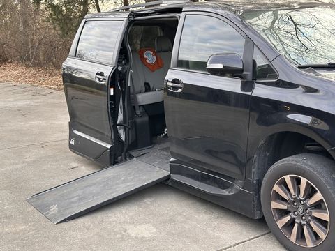 Used Wheelchair Van For Sale: 2020 Toyota Sienna Limited Premium Wheelchair Accessible Van For Sale with a VMI - VMI Northstar E Toyota  on it. VIN: 5TDYZ3DC2LS025627