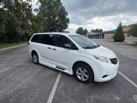 Used Wheelchair Van For Sale: 2013 Toyota Sienna LE 7-Passenger Mobility Wheelchair Accessible Van For Sale with a BraunAbility - Toyota Rampvan XL on it. VIN: 5TDZK3DC8DS296265