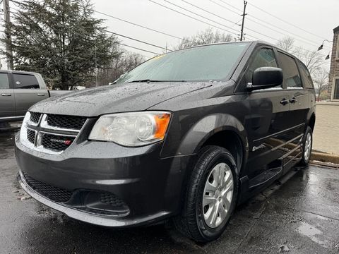 Used Wheelchair Van For Sale: 2017 Dodge Caravan SE Wheelchair Accessible Van For Sale with a BraunAbility - Dodge Entervan XT on it. VIN: 2C4RDGBG5HR549077