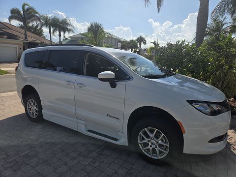 Used Wheelchair Van For Sale: 2021 Chrysler Voyager  Wheelchair Accessible Van For Sale with a BraunAbility - Chrysler CompanionVan Plus on it. VIN: 2c4rc1dg1mr601828
