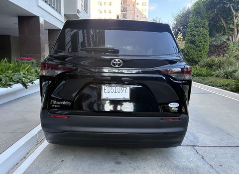 New Wheelchair Van For Sale: 2026 Toyota Sienna XLE Wheelchair Accessible Van For Sale with a BraunAbility - Toyota Sienna Hybrid Power Foldout on it. VIN: 5TDYRKEC3TS297550