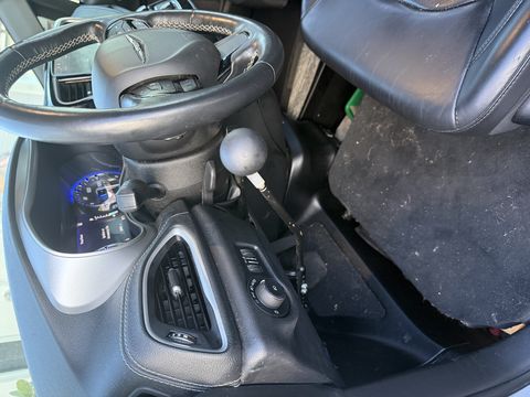 Used Wheelchair Van For Sale: 2021 Chrysler Pacifica  Wheelchair Accessible Van For Sale with a BraunAbility - Chrysler Companion Van on it. VIN: 2C4RC1BG6MR591235
