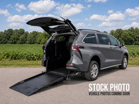 New Wheelchair Van For Sale: 2026 Toyota Sienna LE Wheelchair Accessible Van For Sale with a Freedom Motors on it. VIN: 5TDKRKEC8TS344609