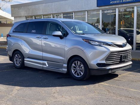 Used Wheelchair Van For Sale: 2021 Toyota Sienna  Wheelchair Accessible Van For Sale with a VMI NorthStar on it. VIN: 5TDKRKEC6MS052328