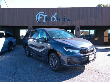 New Wheelchair Van For Sale: 2026 Honda Odyssey Touring Wheelchair Accessible Van For Sale with a BraunAbility Honda Power Infloor on it. VIN: 5FNRL6H80TB054920