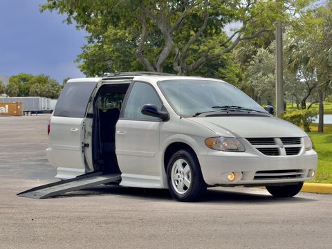 Used Wheelchair Van For Sale: 2007 Dodge Caravan SXT Wheelchair Accessible Van For Sale with a IMS - Dodge and Chrysler on it. VIN: 2D4GP44L67R121348