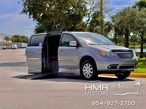 Used Wheelchair Van For Sale: 2016 Chrysler Town & Country Touring Wheelchair Accessible Van For Sale with a BraunAbility - Chrysler Entervan Xi Infloor on it. VIN: 2C4RC1BG7GR189924