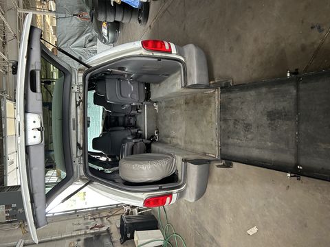 Used Wheelchair Van For Sale: 2000 Plymouth Grand Voyager S Wheelchair Accessible Van For Sale with a Non Branded - Please See Description on it. VIN: 2P4GP44G3YR563582