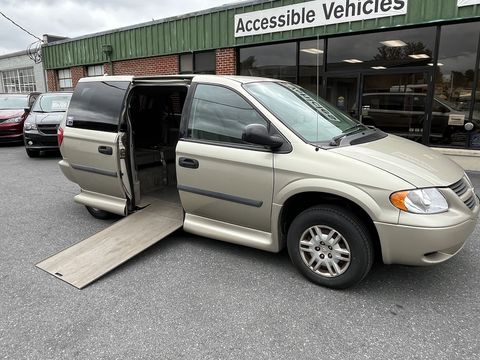 Used Wheelchair Van For Sale: 2006 Dodge Caravan S Wheelchair Accessible Van For Sale with a VMI - Dodge Northstar on it. VIN: 1D4GP24R16B659266
