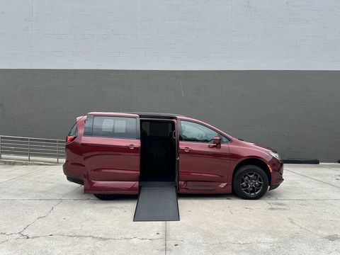 Used Wheelchair Van For Sale: 2019 Chrysler Pacifica Touring L Sport Wheelchair Accessible Van For Sale with a VMI - Chrysler Northstar on it. VIN: 2C4RC1BG2KR686789