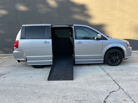Used Wheelchair Van For Sale: 2019 Dodge Caravan GT Wheelchair Accessible Van For Sale with a BraunAbility - Dodge CompanionVan on it. VIN: 2C4RDGEG4KR688328