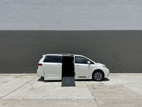 Used Wheelchair Van For Sale: 2020 Toyota Sienna Limited Premium Wheelchair Accessible Van For Sale with a BraunAbility - Toyota Rampvan XL on it. VIN: 5TDYZ3DCXLS036942