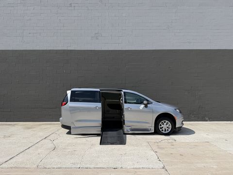 Used Wheelchair Van For Sale: 2021 Chrysler Voyager LXi Wheelchair Accessible Van For Sale with a BraunAbility - Chrysler Foldout XT on it. VIN: 2C4RC1DGXMR566397