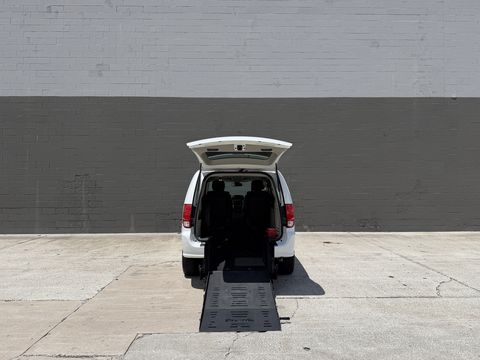 Used Wheelchair Van For Sale: 2019 Dodge Caravan SE Wheelchair Accessible Van For Sale with a BraunAbility - Dodge Manual Rear Entry on it. VIN: 2C4RDGBG7KR792221