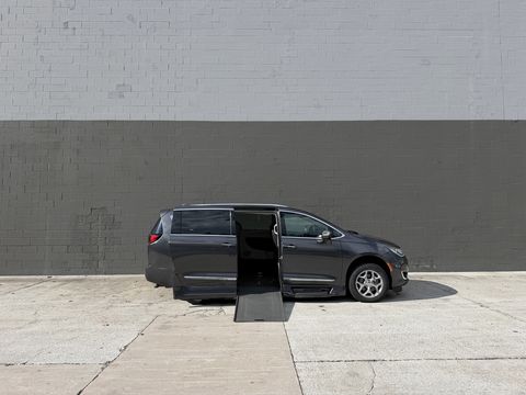 Used Wheelchair Van For Sale: 2018 Chrysler Pacifica Limited Wheelchair Accessible Van For Sale with a Rollx Vans - Rollx In Floor Chrysler on it. VIN: 2C4RC1GGXJR339332
