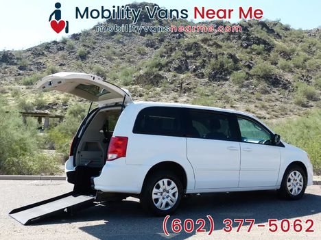 Used Wheelchair Van For Sale: 2017 Dodge Grand Caravan Wheelchair Handicap Wheelchair Accessible Van For Sale with a  on it. VIN: 2C4RDGBG1HR740253