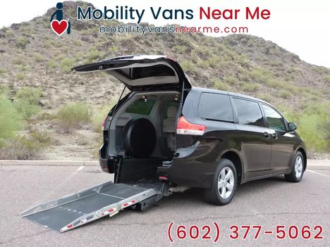 Used Wheelchair Van For Sale: 2014 Toyota Sienna Wheelchair Handicap Wheelchair Accessible Van For Sale with a  on it. VIN: 5TDZK3DCXES497215