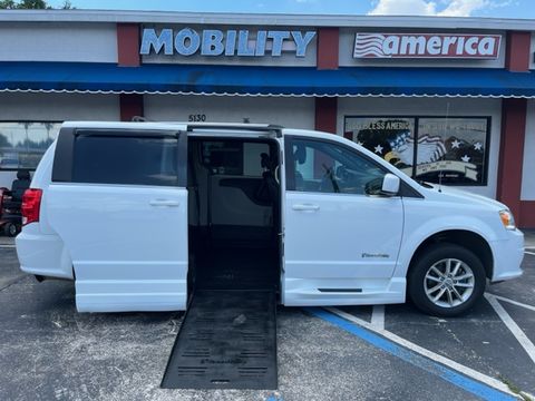 Used Wheelchair Van For Sale: 2019 Dodge Caravan SXT Wheelchair Accessible Van For Sale with a BraunAbility - Dodge Entervan XT on it. VIN: 2C4RDGCG9KR516802