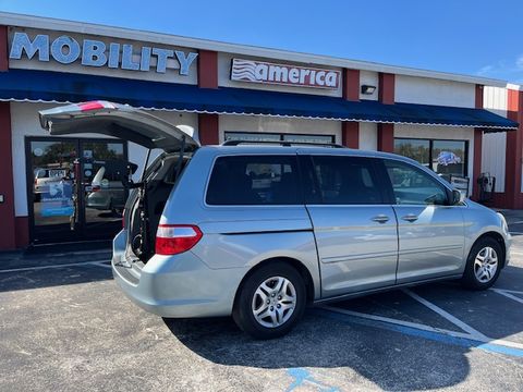 Used Wheelchair Van For Sale: 2006 Honda Odyssey EX Wheelchair Accessible Van For Sale with a Non Branded - Please See Description on it. VIN: 5FNRL386X6B000817