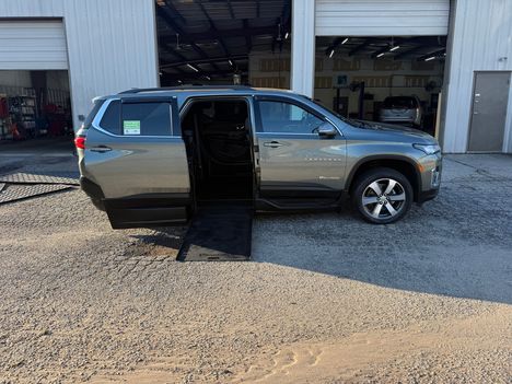 Used Wheelchair Van For Sale: 2022 Chevrolet Traverse LT Leather Wheelchair Accessible Van For Sale with a BraunAbility Braun XI on it. VIN: 1GNERHKW5NJ121546