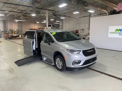 Used Wheelchair Van For Sale: 2024 Chrysler Pacifica Touring L Safety Wheelchair Accessible Van For Sale with a BraunAbility Braun XT on it. VIN: 2C4RC1BG0RR144049