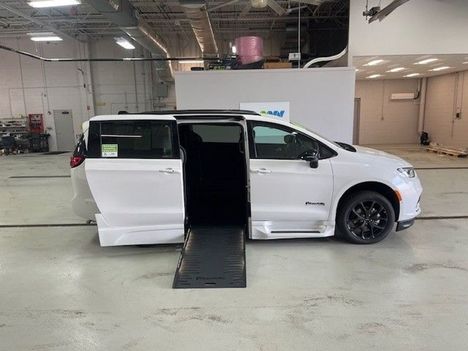 Used Wheelchair Van For Sale: 2024 Chrysler Pacifica Touring L Sport Wheelchair Accessible Van For Sale with a BraunAbility Braun XT on it. VIN: 2C4RC1BG2RR123400