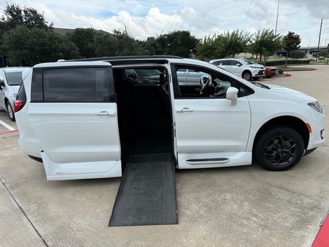 Used Wheelchair Van For Sale: 2019 Chrysler Pacifica Touring L Wheelchair Accessible Van For Sale with a Vantage Mobility VMI Northstar on it. VIN: 2C4RC1BG4KR630028