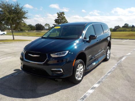 Used Wheelchair Van For Sale: 2024 Chrysler Pacifica Touring L Wheelchair Accessible Van For Sale with a Driverge Driverge Quiet Ride FC on it. VIN: 2C4RC1BG6RR183955