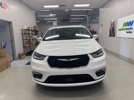 Used Wheelchair Van For Sale: 2022 Chrysler Pacifica Touring L Wheelchair Accessible Van For Sale with a Vantage Mobility VMI Northstar on it. VIN: 2C4RC1BG9NR179909