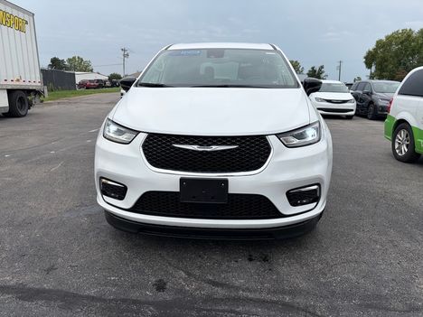 Used Wheelchair Van For Sale: 2024 Chrysler Pacifica Touring L Wheelchair Accessible Van For Sale with a BraunAbility Braun XT on it. VIN: 2C4RC1BG9RR119179