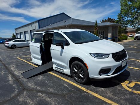 New Wheelchair Van For Sale: 2026 Chrysler Pacifica Select Wheelchair Accessible Van For Sale with a Vantage Mobility VMI Northstar on it. VIN: 2C4RC1BGXTR265050
